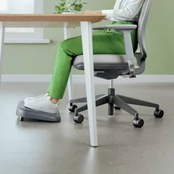 Leitz Ergo säädettävä työpöydän jalkatuki, 80 % kierrätysmuovia, harmaa, kierrätysmuovi, 34 cm, 42 cm, 340 mm, 420 mm