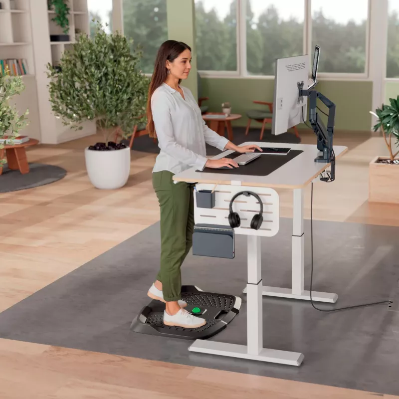 Leitz Ergo Active ergonominen väsymystä vähentävä matto, suorakaide, musta, polyuretaani, Bubble, Kiina, 605 x 681 mm