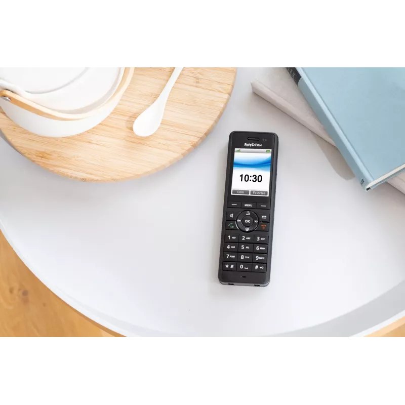 DECT-langaton puhelin AVM FRITZ! X6 musta — kaiutinpuhelin, vastaaja, numeronäyttö, 100 merkinnän puhelinluettelo