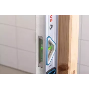 Bosch 1 600 A01 V3Y vesivaaka 0,6 m musta, hopea