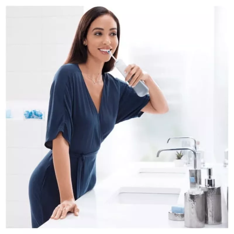 Oral-B Aquacare 6 suihkuhammasharja