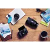 Sony α 6400 + SEL18135 MILC 24,2 MP CMOS 6000 x 4000 pikseliä musta