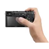 Sony α 6400 + SEL18135 MILC 24,2 MP CMOS 6000 x 4000 pikseliä musta