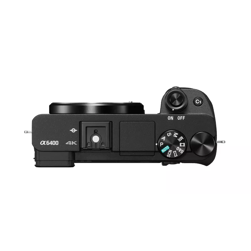 Sony α 6400 + SEL18135 MILC 24,2 MP CMOS 6000 x 4000 pikseliä musta