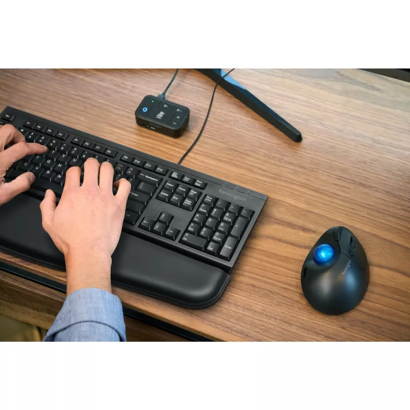 Kensington K63727ES, täysikokoinen (100 %), johdollinen, USB, kalvo, QWERTY, musta