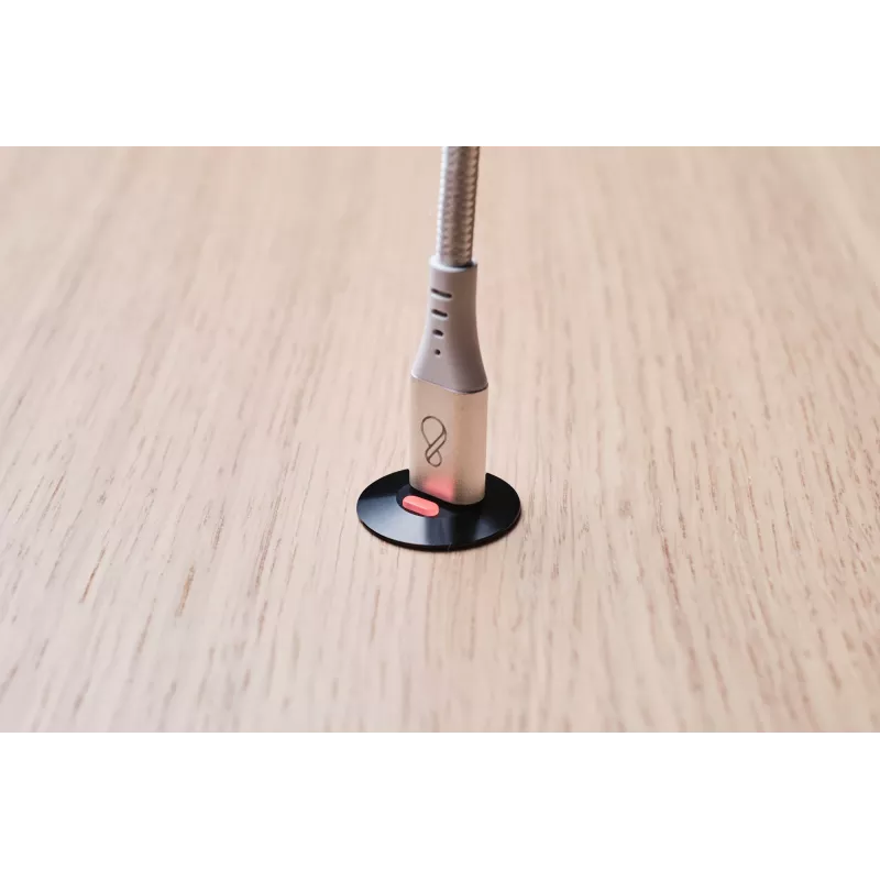 USB-C–USB-C-kaapeli Ochno O-USBG2-70-1 — USB 3.2 Gen 2, DP Alt Mode 1.4, uros–uros, punottu, 0,7 m, valkoinen