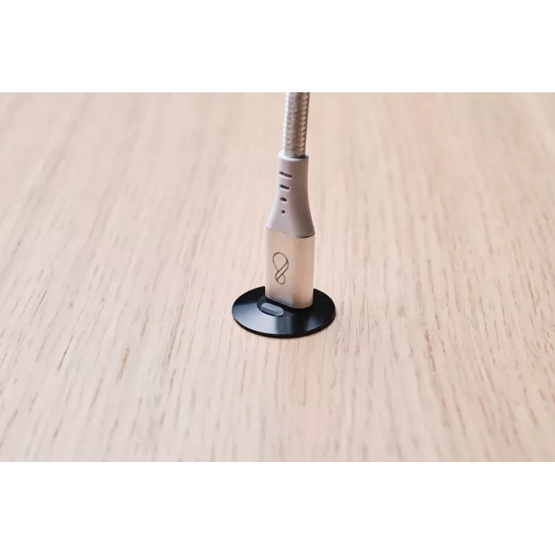 USB-C–USB-C-kaapeli Ochno O-USBG2-70-1 — USB 3.2 Gen 2, DP Alt Mode 1.4, uros–uros, punottu, 0,7 m, valkoinen