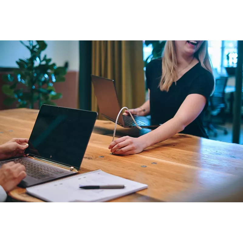 Ochno O-DO-100-2, USB C, USB 3.2 Gen 2 (3.1 Gen 2), 10000 Mbit/s, pöytäasennus, työpöytä, uros