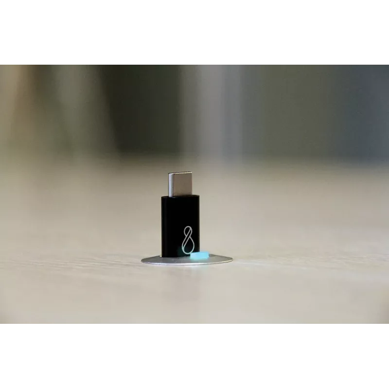 Pull Out LED Socket Ochno O-POS-LED-AL-1 — upotettava alumiininen LED-pistorasia