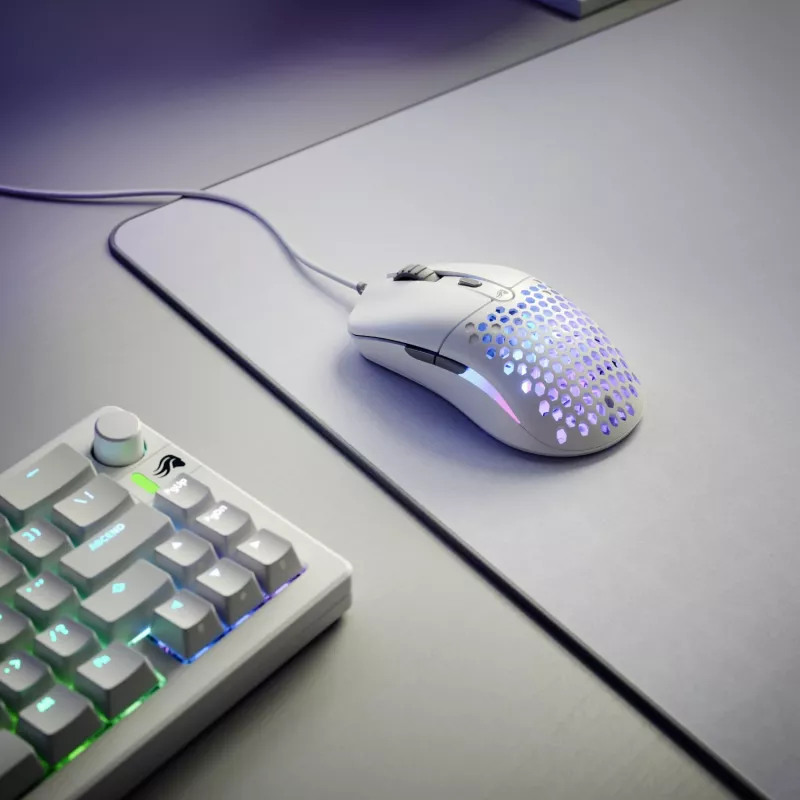 Glorious Gaming Model O Eternal -hiiri oikeakätinen USB Type-A optinen 12000 DPI