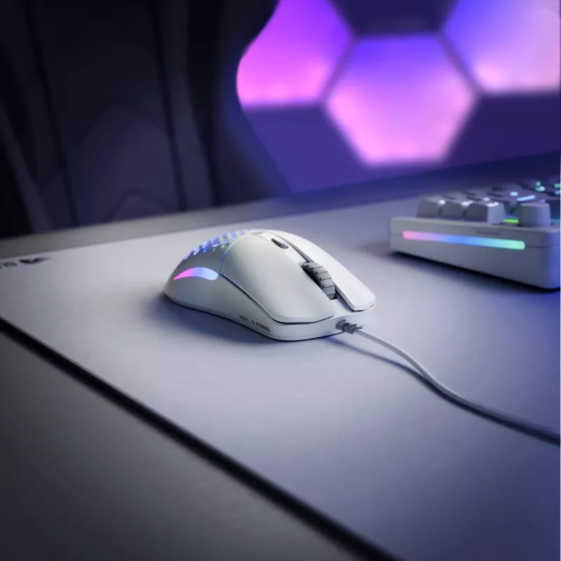 Glorious Gaming Model O Eternal -hiiri oikeakätinen USB Type-A optinen 12000 DPI
