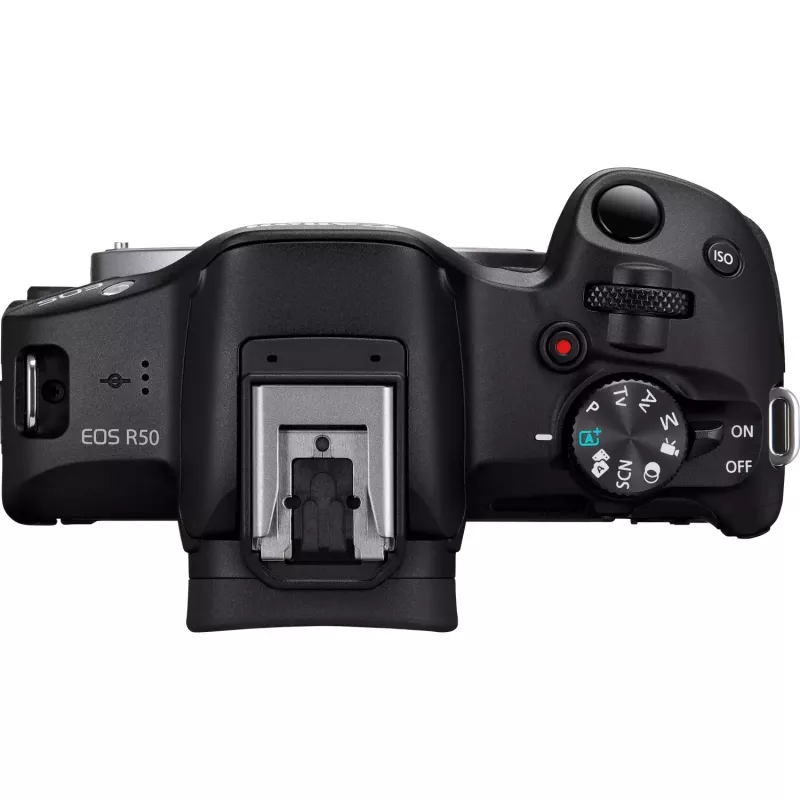 Canon EOS R50 mallistojärjestelmäkamera-sarja RF-S 18-45mm- ja RF 75-300mm-objektiiveilla