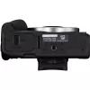 Canon EOS R50 mallistojärjestelmäkamera-sarja RF-S 18-45mm- ja RF 75-300mm-objektiiveilla