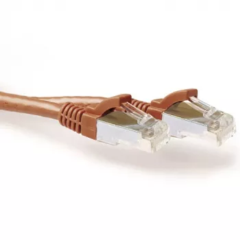 ACT ruskea 0,50 metrin SFTP CAT6A -verkkokaapeli ilman lukituskielekettä ja RJ45-liittimillä