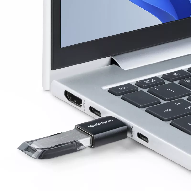 StarTech.com USB-C - USB-A-sovitin, USB 5Gbps, kompakti USB-C-uros - USB-A-naaras-sovitin, kestävä metallikotelo, M/F