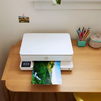 Monitoimitulostin HP ENVY 6120e lämpömustesuihkuvärityksellä