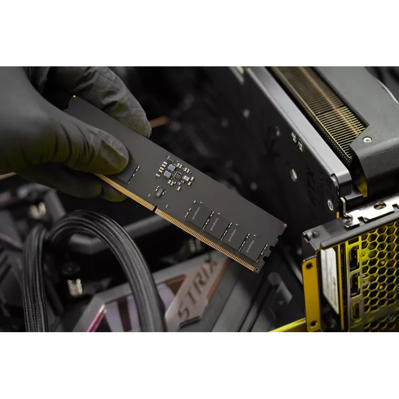 Työmuisti DDR5 CUDIMM 32 GB (2×16) 6400 CL52