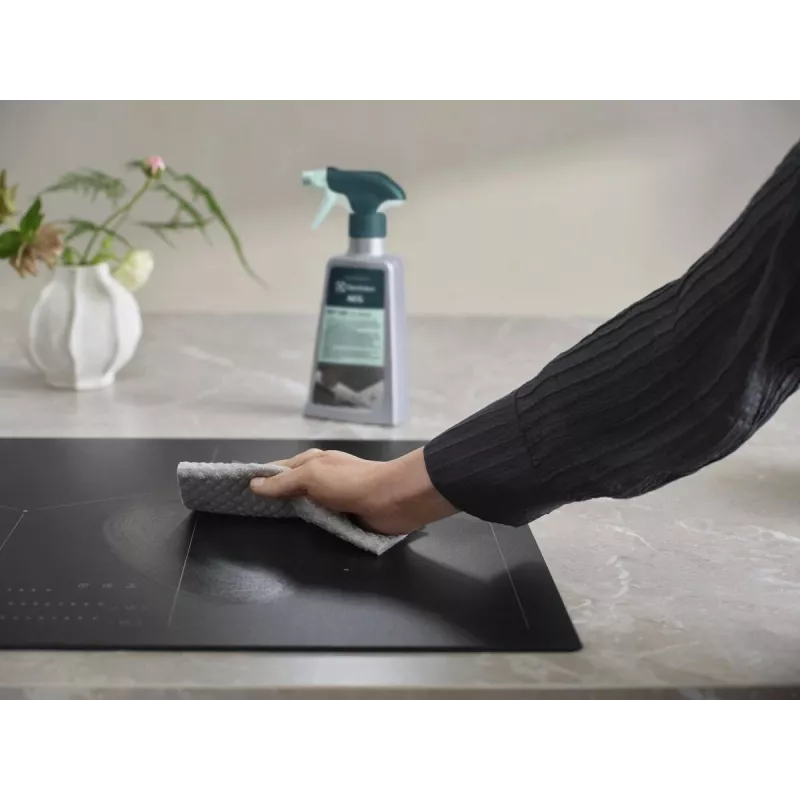 Electrolux M2HCMC01 keittotaso