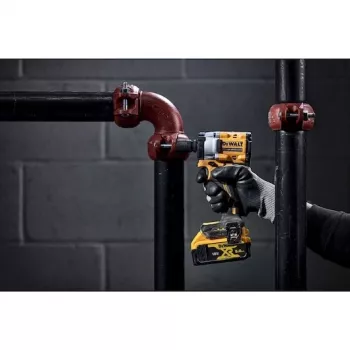 DeWALT DCF922P2T-QW iskuruuvinväännin 1/2 2500 RPM 610 N⋅m musta, keltainen 415 W 18 V