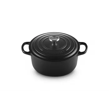 Le Creuset Signature 3,3 L pyöreä musta