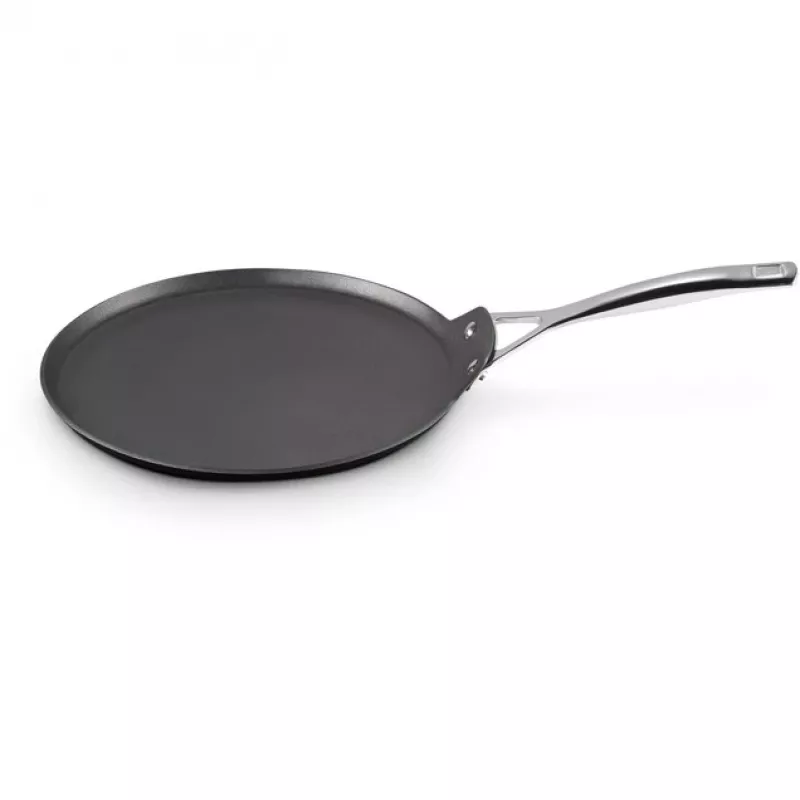 Le Creuset tarttumaton ohukaispannu 28 cm