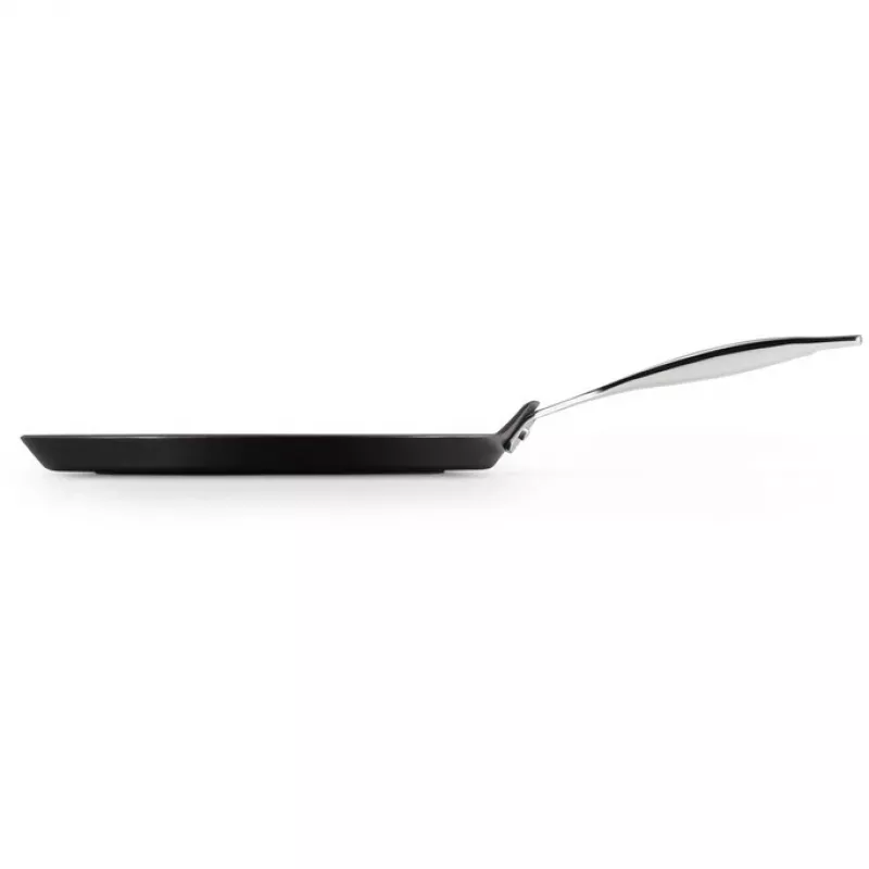 Le Creuset tarttumaton ohukaispannu 28 cm