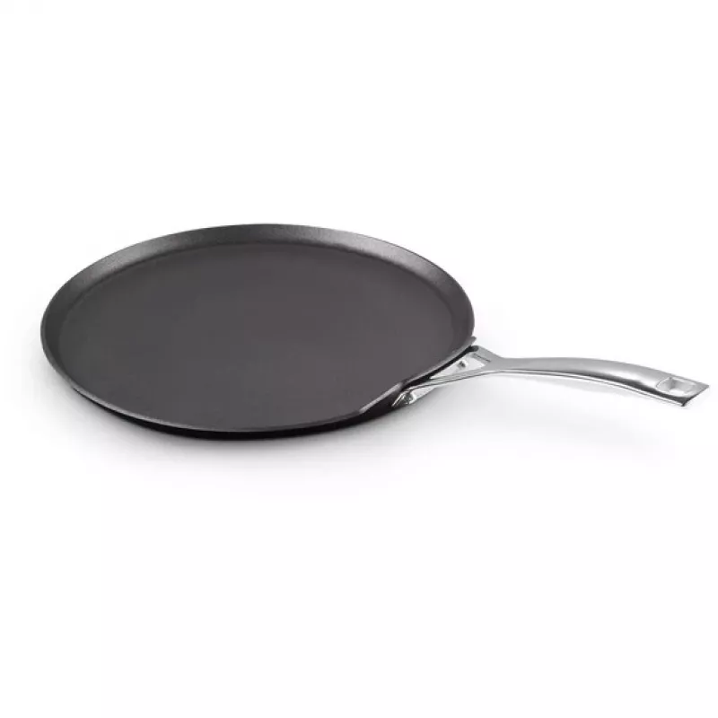 Le Creuset tarttumaton ohukaispannu 28 cm