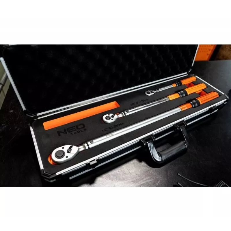 Sarja Neo Tools kaksisuuntaiset momenttiavaimet 1/4, 3/8, 1/2, 3 kpl