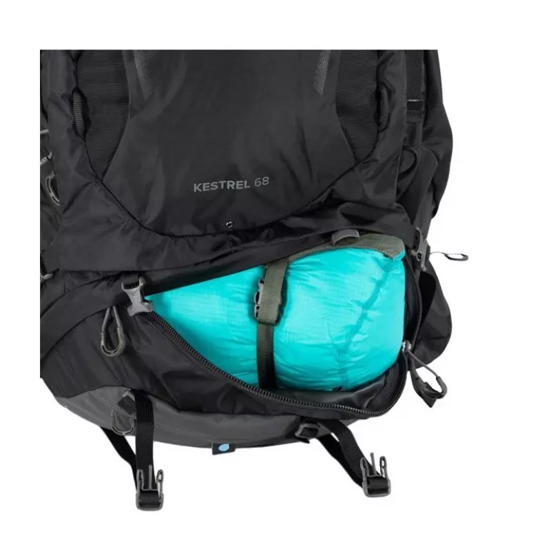 Vaellusreppu Osprey Kestrel 48 musta S/M