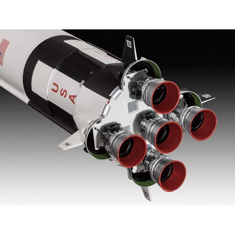 Muovimalli kuulaskeutuminen 1/96 Apollo 11 Saturn V