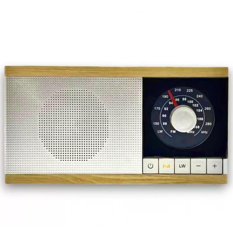 Radio Krystyna puukotelo
