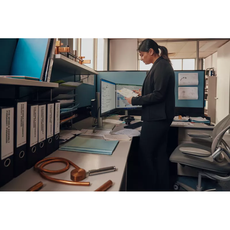 HP Pro t550 2 GHz Windows 10 IoT Enterprise 1,3 kg musta J6412