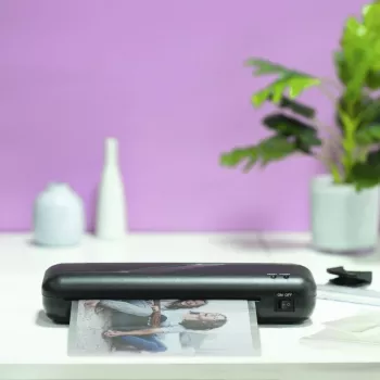 Kuumalaminaattori HAMA 00050573 — laminointileveys enintään 230 mm, esilämmitys 3 min, musta