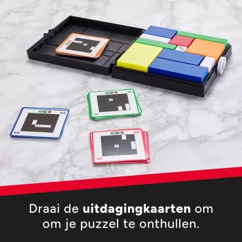 Rubik’s Cube Gridlock -peli, ongelmanratkaisupulmapeli klassisen älypelin ja fidget-lelun innoittamana, aikuisille ja yli 7-vuotiaille lapsille