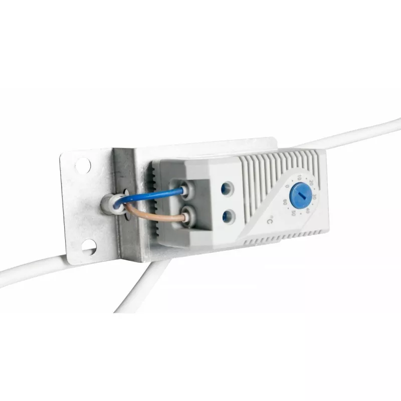 Tuuletin Equip EZF-2-B