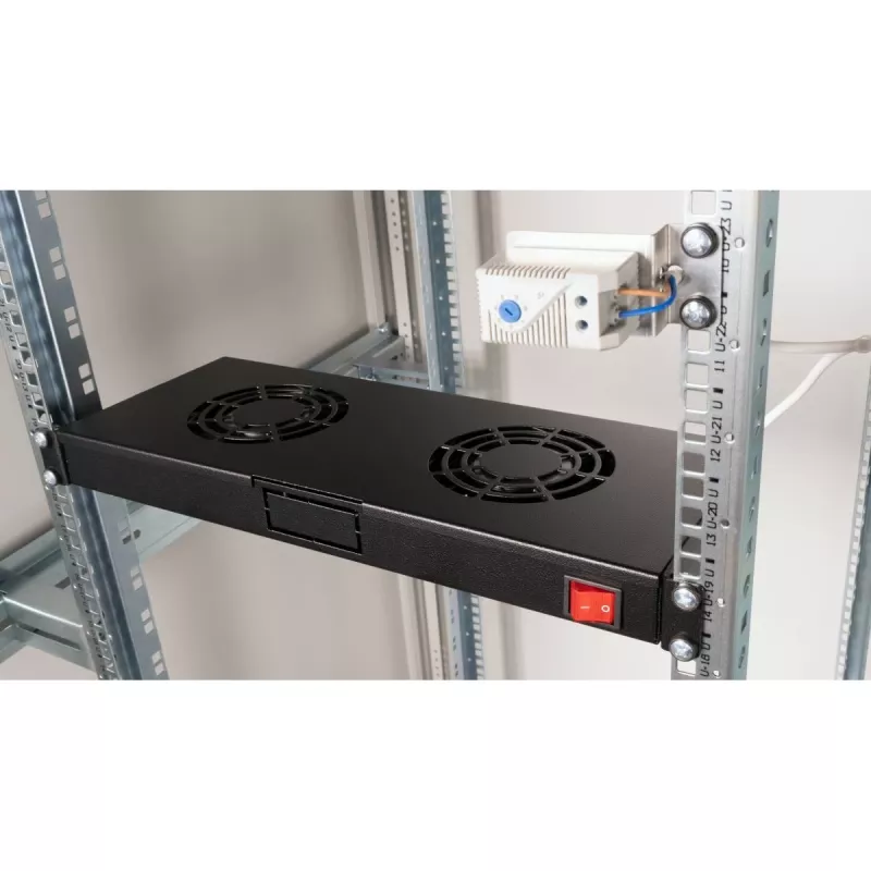 Tuuletin Equip EZF-2-B