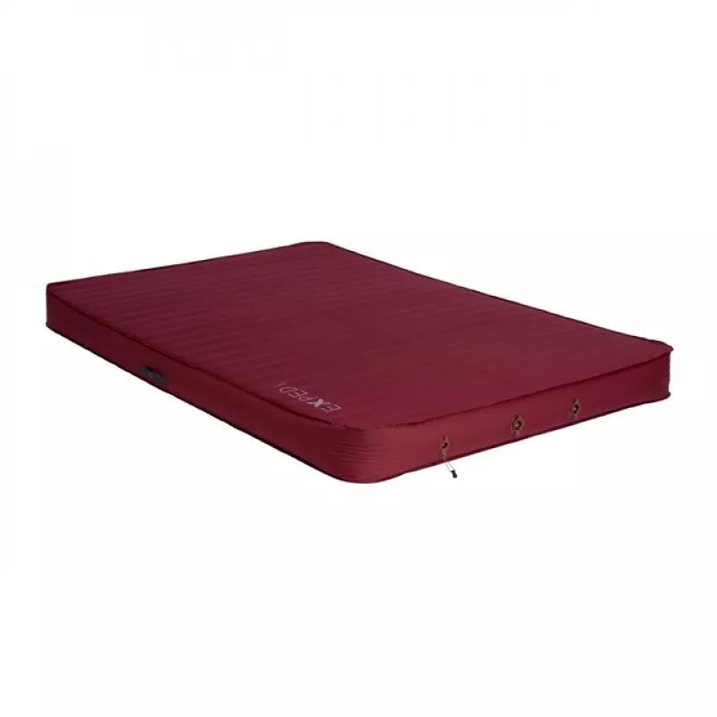 Exped Megamat Double retkeilymakuualusta koko LW+ punainen