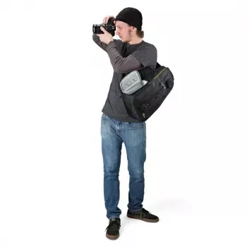 Reppulaukku Lowepro Slingshot Edge 250 AW