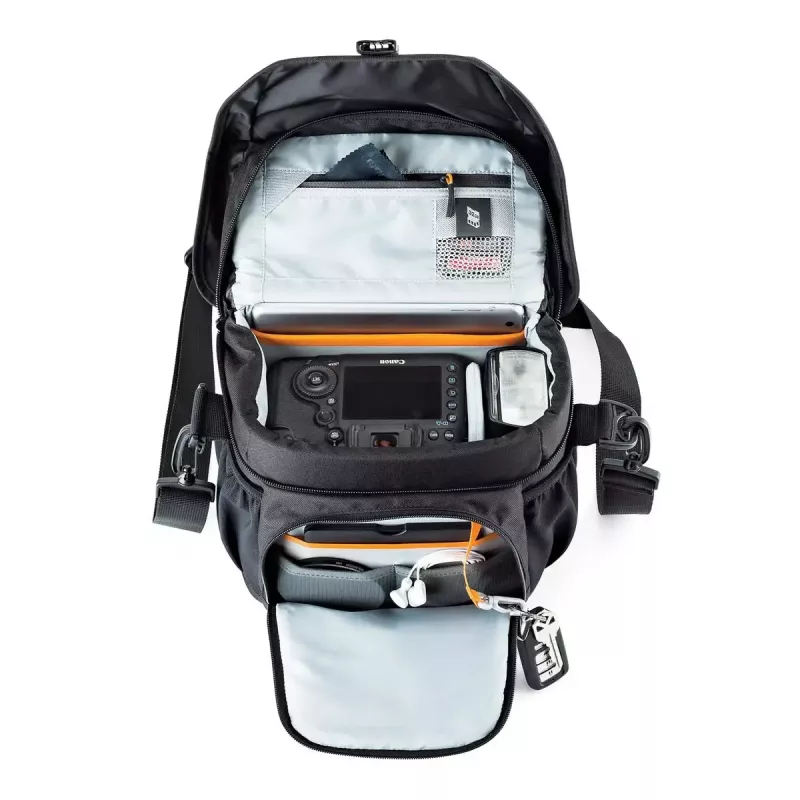Olkalaukku Lowepro Nova 170 AW II