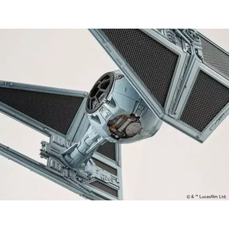 Muovimallirakennussarja REVELL TIE Interceptor 1:72 – näyttelymalli kokoamissarja