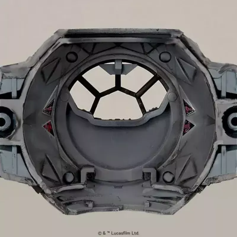 Muovimallirakennussarja REVELL TIE Interceptor 1:72 – näyttelymalli kokoamissarja