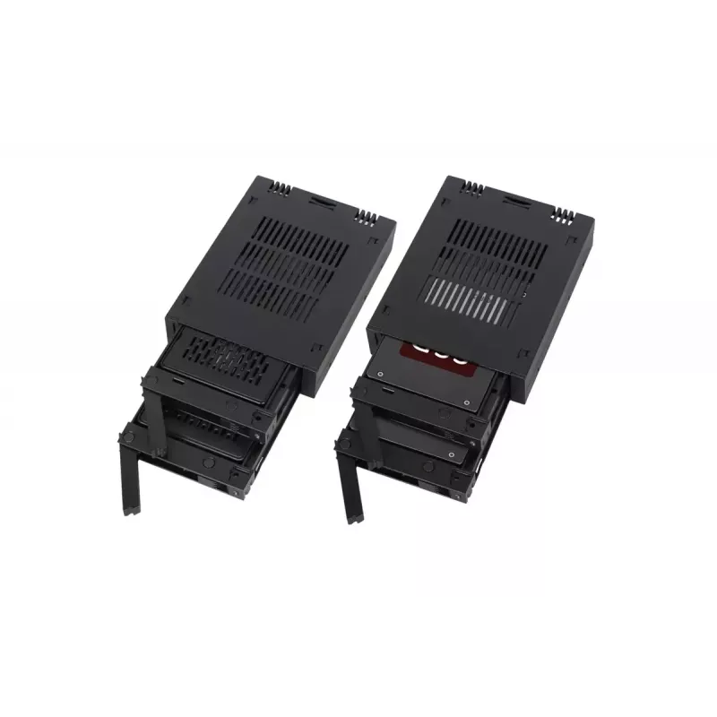 HDD Cage Icy Dock MB742TP-B yleismallinen muovi 134 mm leveä