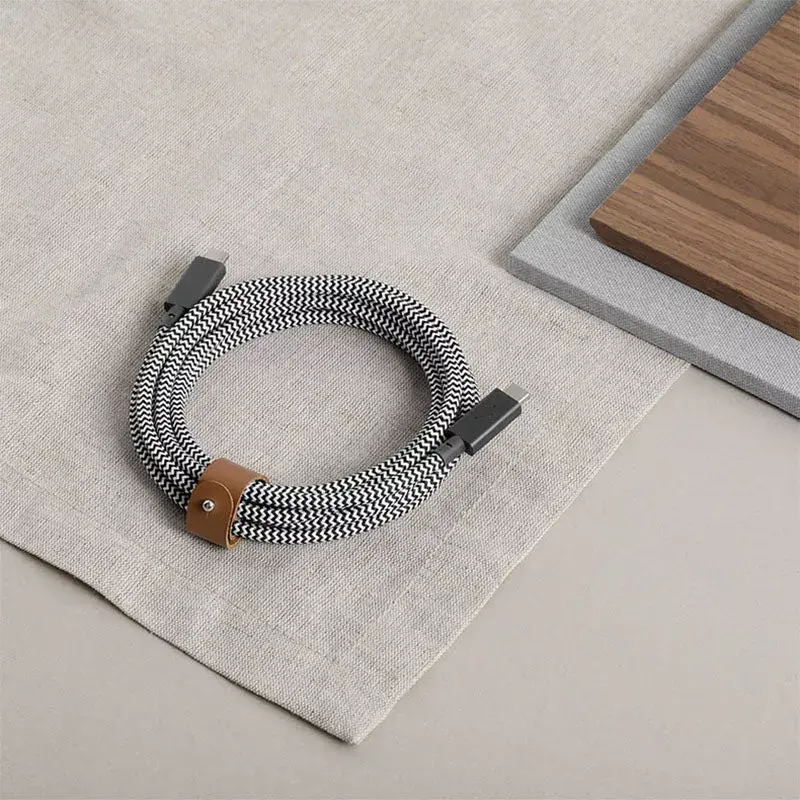 Native Union Belt Cable Pro USB-C - USB-C, 2,4 m, LED-näyttö, Rose