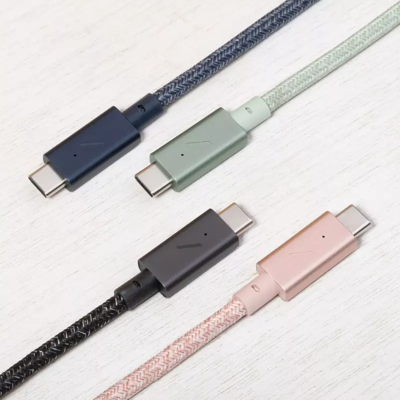 Native Union Belt Cable Pro USB-C - USB-C, 2,4 m, LED-näyttö, Rose