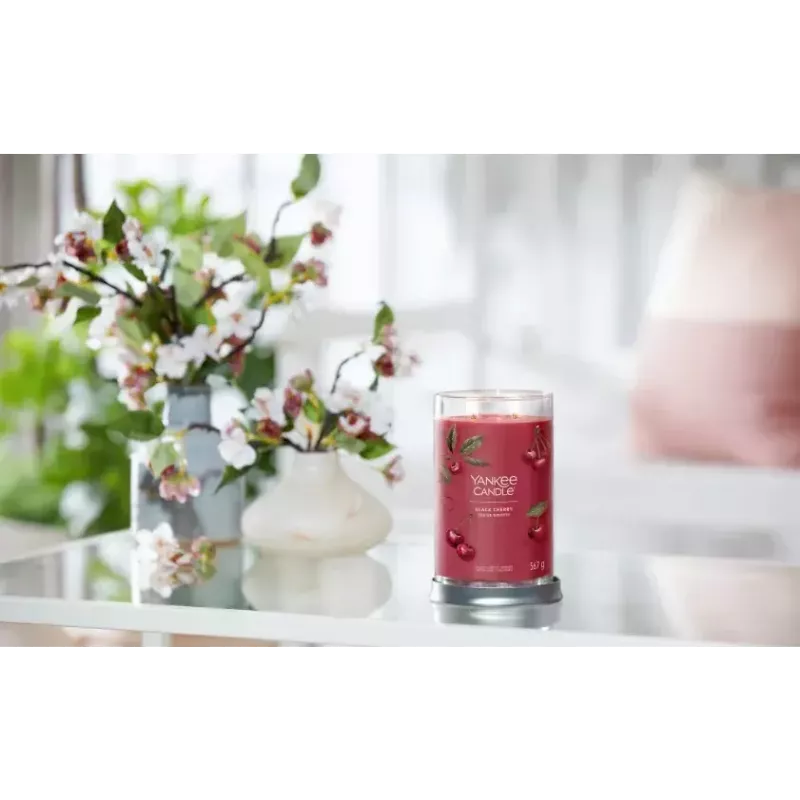 Tuoksukynttilä Yankee Candle 1724478E kirsikanpunainen 149 mm 567 g