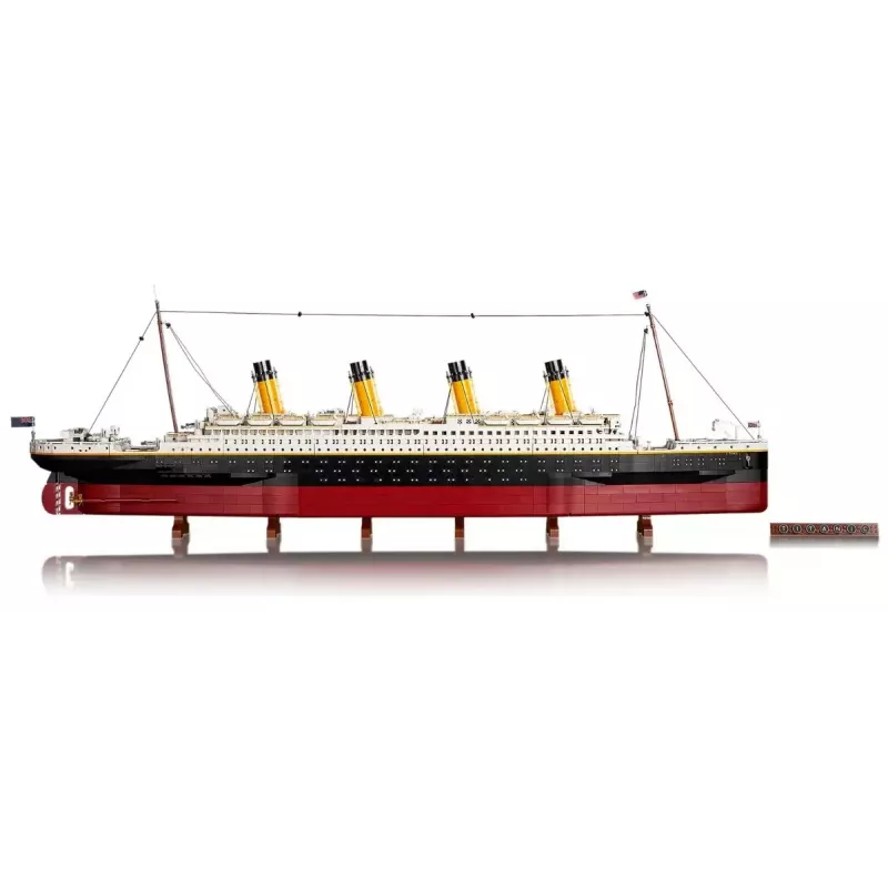 LEGO rakennussarja ICONS 10294 Titanic pienoismalli — 9 090 osaa, 18+