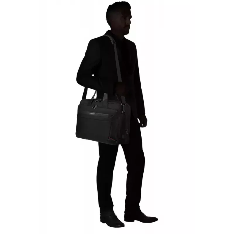 Salkku Samsonite PRO-DLX 6 43,9 cm musta laajennettava