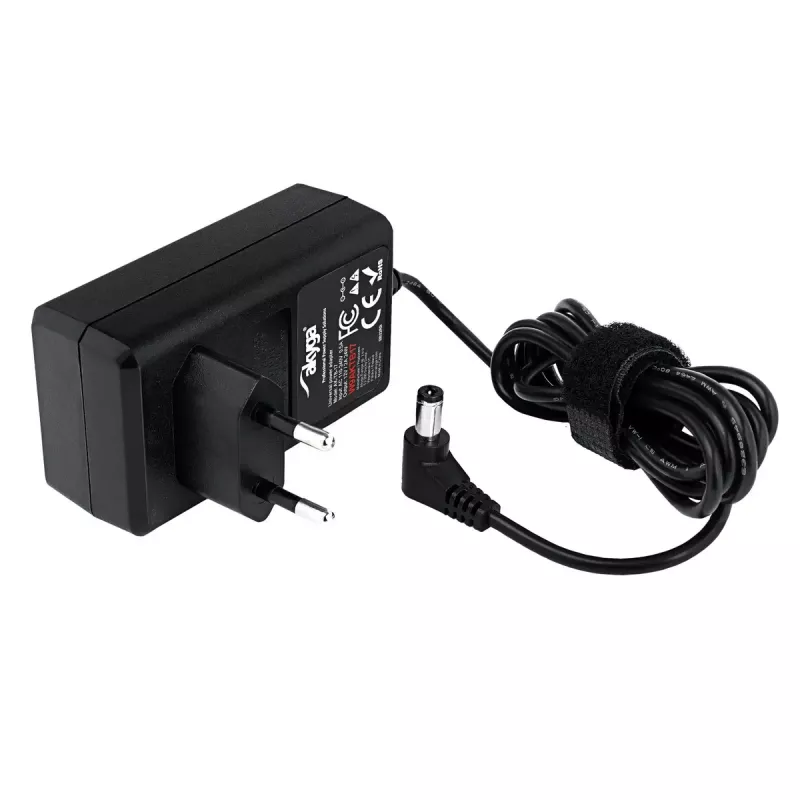 Akyga AK-TB-17 yleislaturi, 12 V, 2 A, 24 W, 5,5 x 2,1 mm, 1,4 m