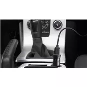 Autolaturi TOMTOM 9UUC.001.27 USB-kaapelilla 7 tuuman navigointilaitteille