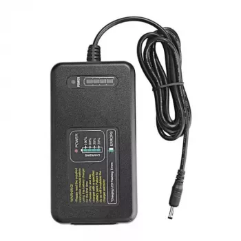 Godox C400P akkulaturi DC kameralampun akulle musta